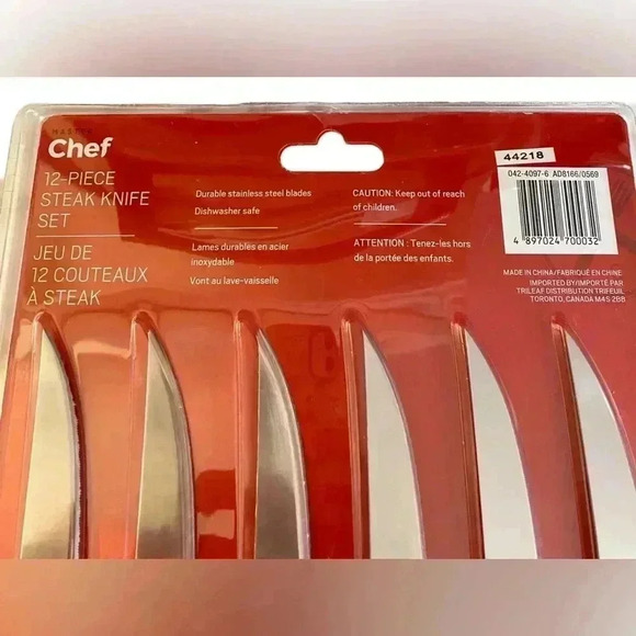 Master Chef, 12-Piece Steak Knife Set, 4 1/2’’ - Picture 5 of 6